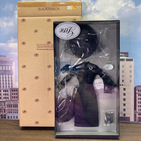 Vintage 90s Ashton-Drake 15.5" Gene Marshall BLACK RIBBON OF #76088 (1999) NRFB - Picture 1 of 5